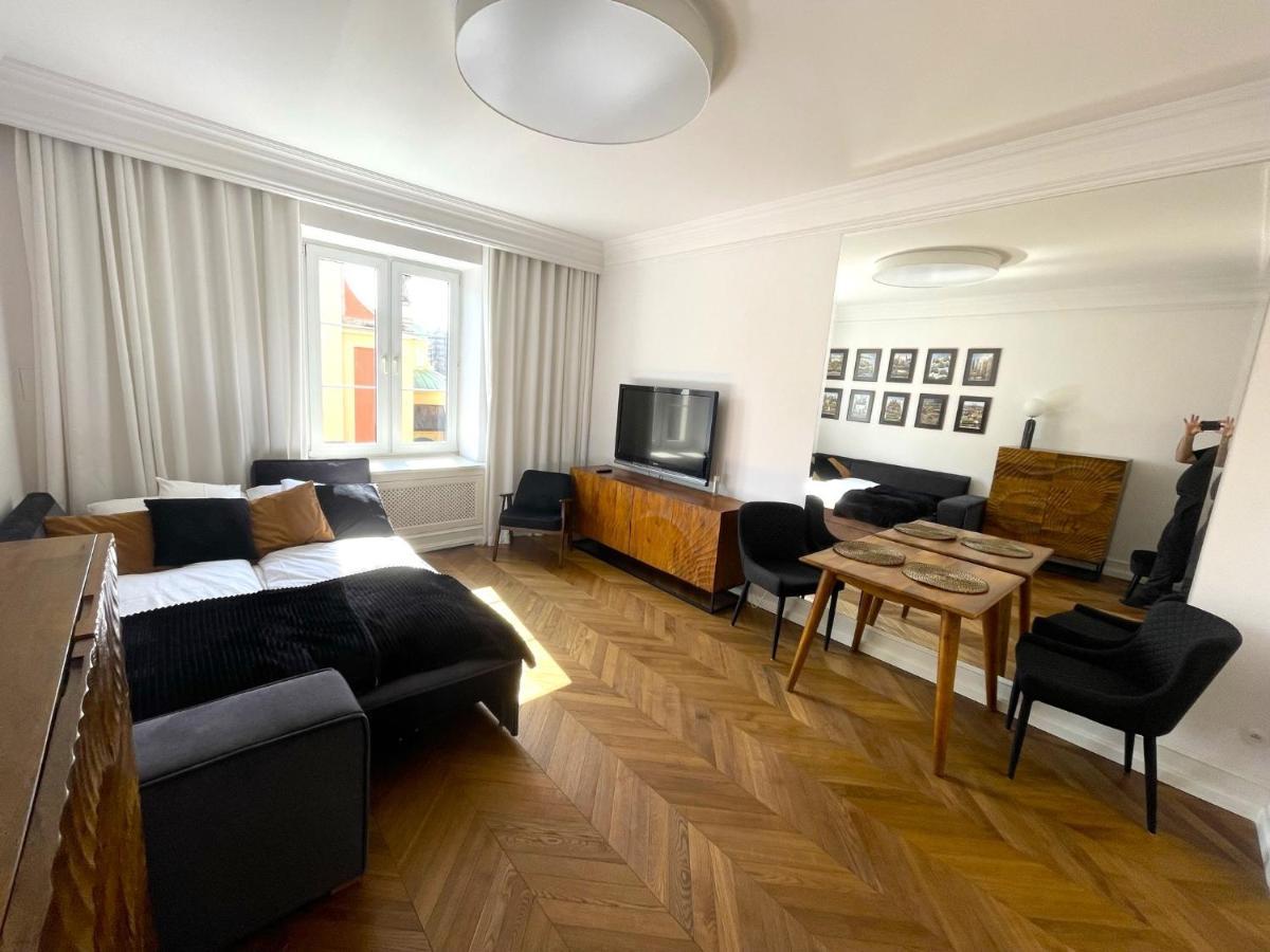 Warsaw Miodowa Apartments - Old Town - Stare Miasto Екстер'єр фото