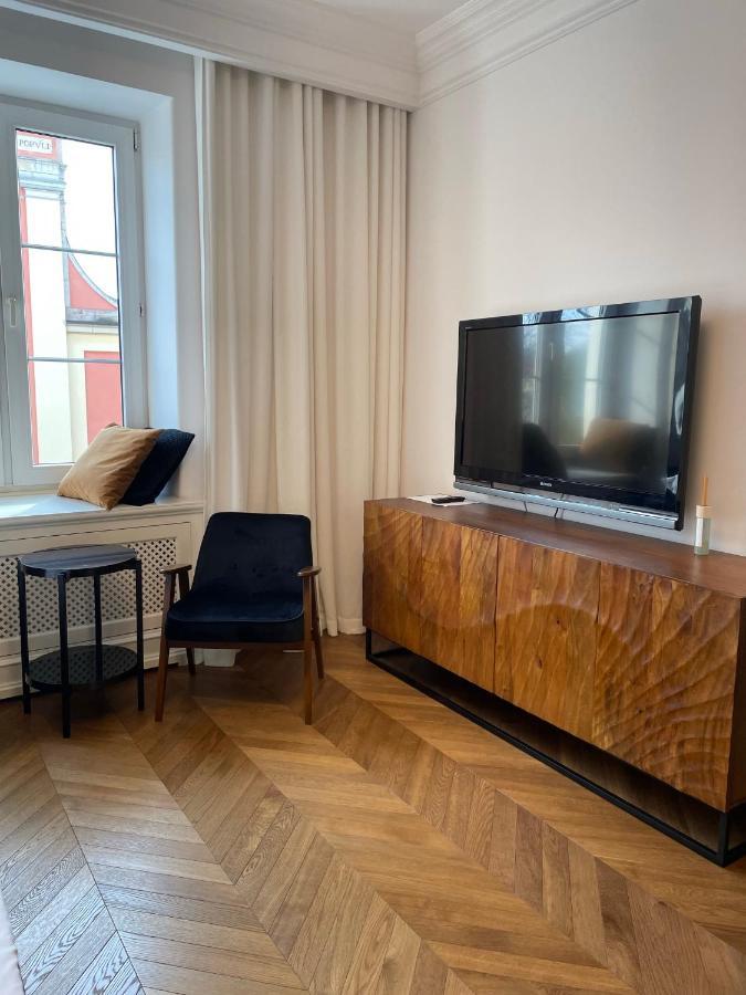 Warsaw Miodowa Apartments - Old Town - Stare Miasto Екстер'єр фото
